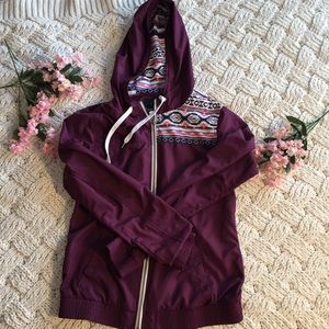 Burgundy Windbreaker with Patterned Inserts💓